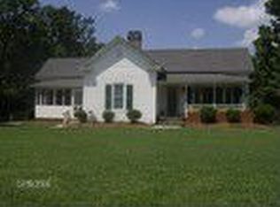 1702 Chestnut Dr, High Point, NC 27262