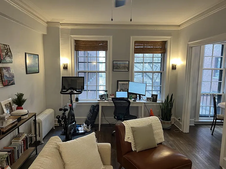 400 W Deming Pl #4G — Photo 3