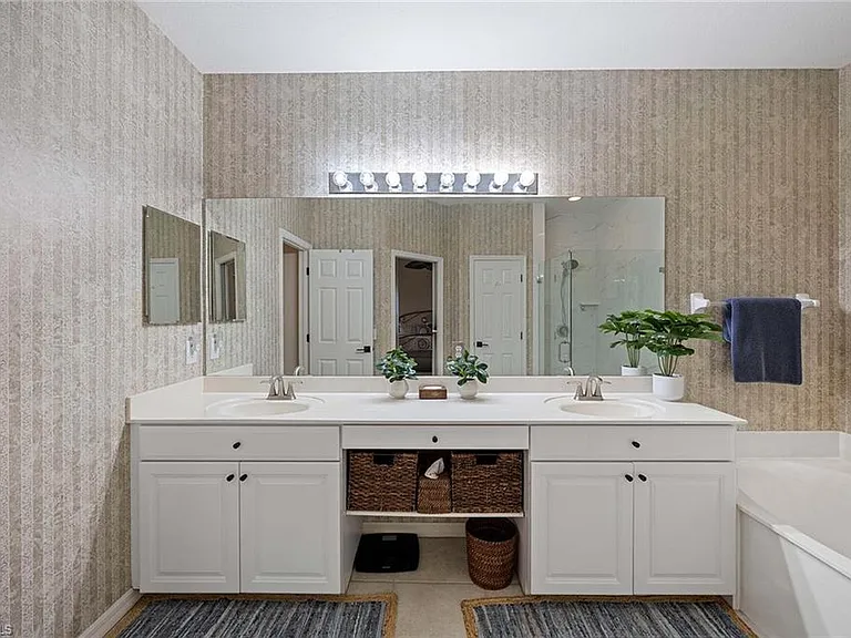 8482 Bent Creek Way — Photo 21