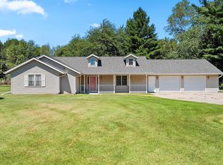 429 Jackson St, Oconto, WI 54153