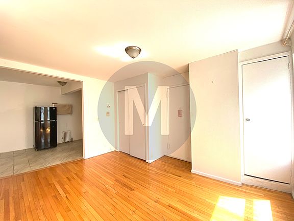 2nd image of 259 W 29th St APT 4W