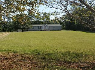 201 Hunting Ridge Dr, Hurt, VA 24563