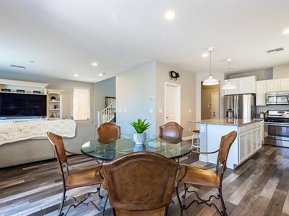 2nd image of 7788 Willow Garden Ct