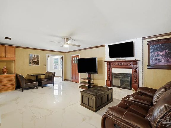 5th image of 5570 Charbar Dr