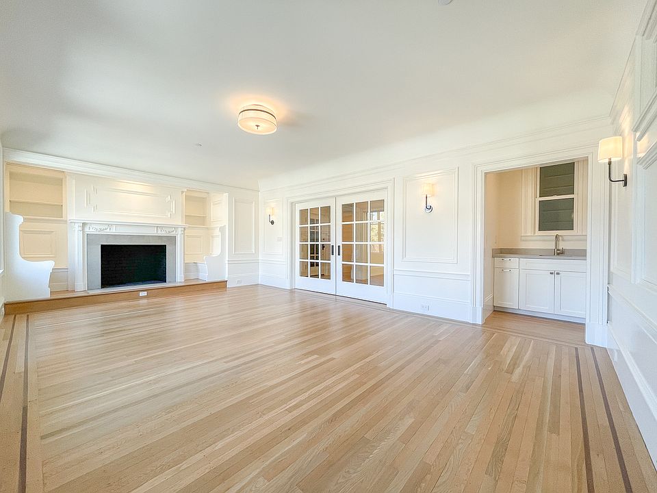 1st image of 2949 Pacific Ave