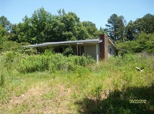 680 Robertson Rd, Blue Springs, MS 38828