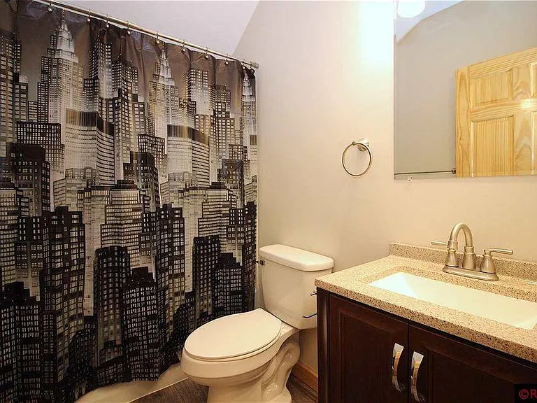 118 Van Brunt St — Photo 4