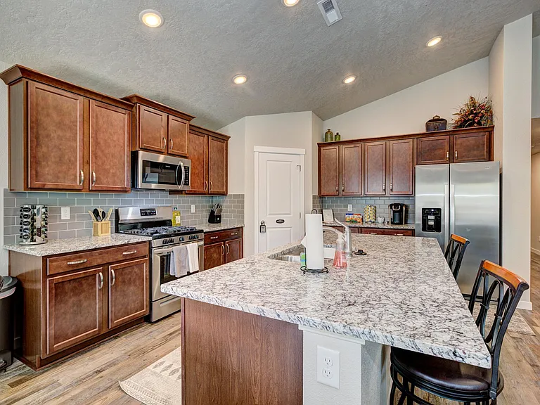 16572 Cypress Ln — Photo 21