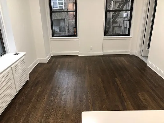 Rented by Solil Management | media 3