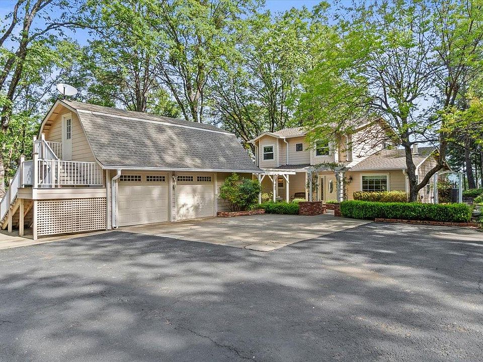 1st image of 4630 Moon Lake Dr