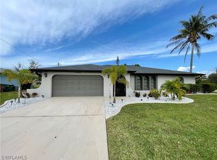 1319 SE 22nd Ter, Cape Coral, FL 33990