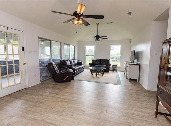 2nd image of 26321 Mildred Dr