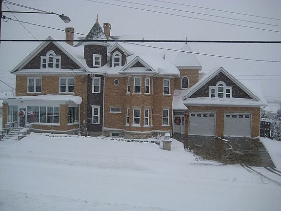 Front with heated driveway
