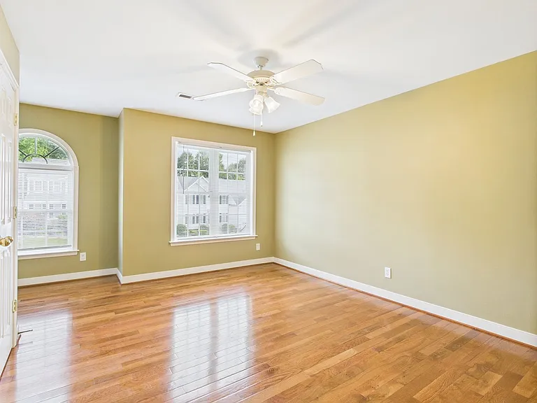 12404 Ivyridge Ter — Photo 32