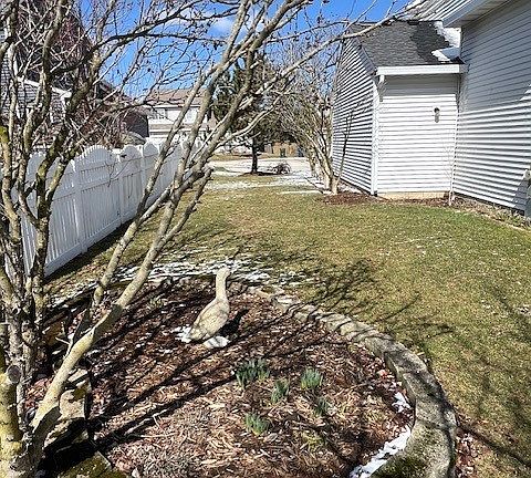 4th image of 1320 Lazy Hollow Ct