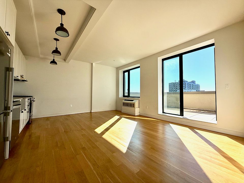 1st image of 409 Eastern Pkwy APT 902