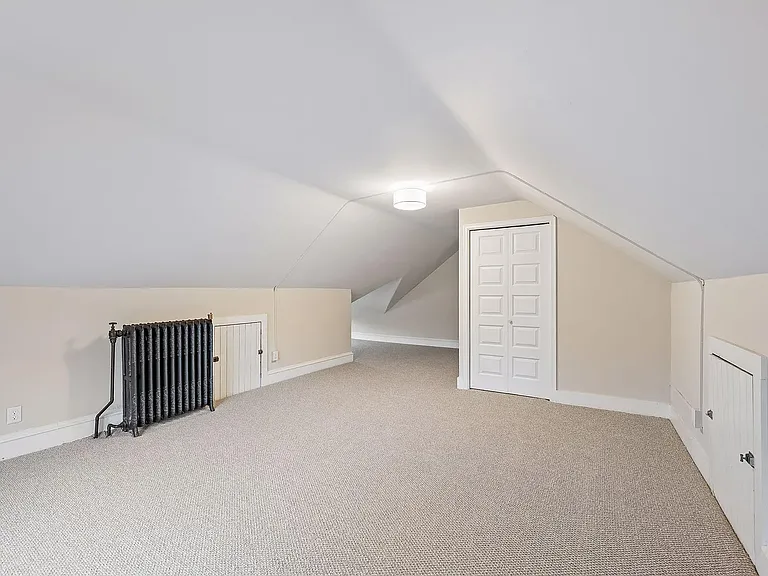 105 Milton St S #1B — Photo 22