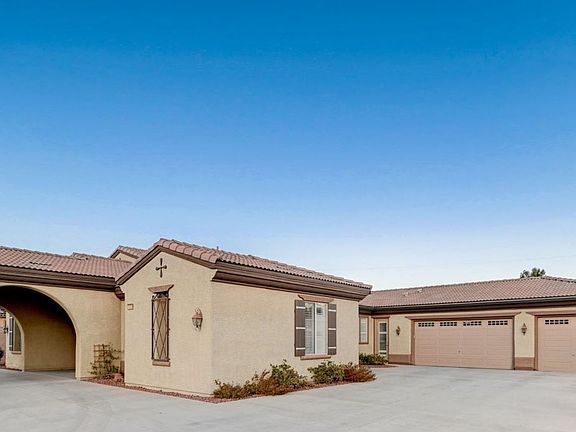 2nd image of 5032 Crown Cypress St