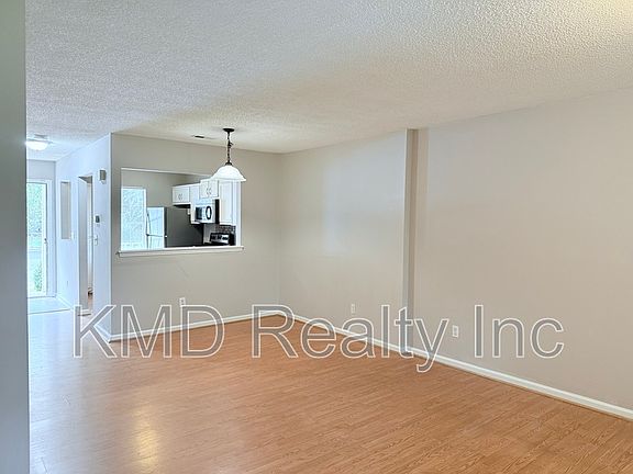 4th image of 6425 Windsor Gate Ln