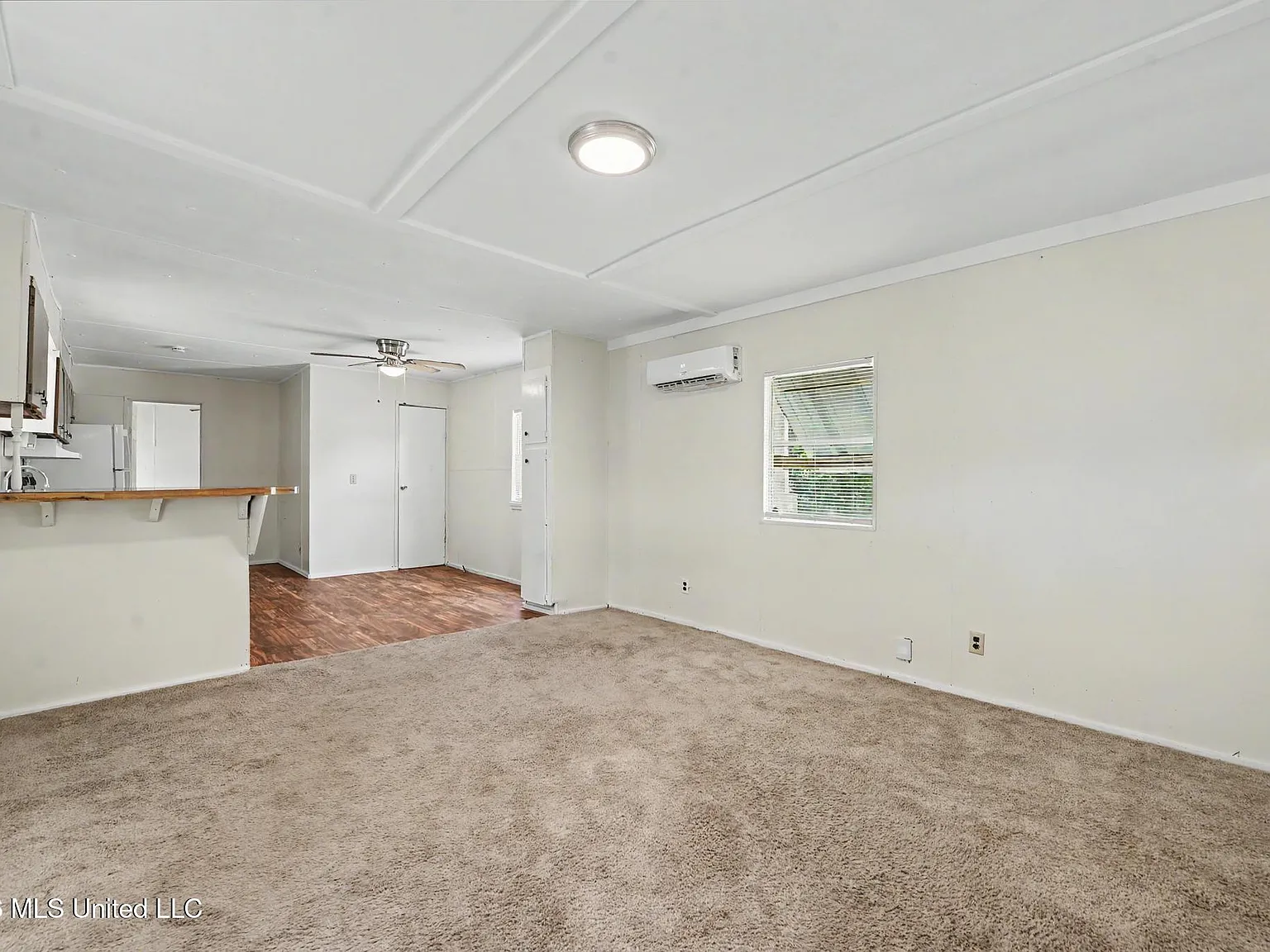 3 bed, 2.0 bath, 1000 sqft, $1,300 — Photo 3