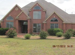 2317 Colt Ln, Crowley, TX 76036