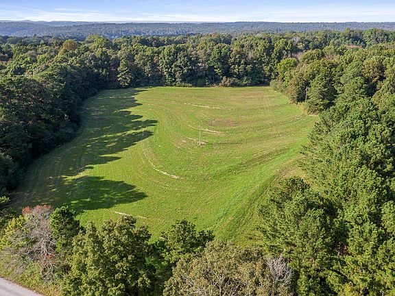 4th image of 2075 County Road 1371