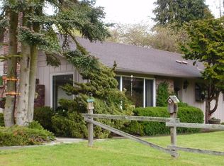 258 Edgington Dr, Sequim, WA