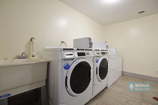 Rented by Keren Capital Group, LLC | media 16