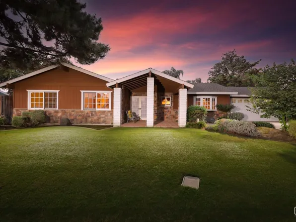 11900 Brockridge Ct, Bakersfield, CA 93312