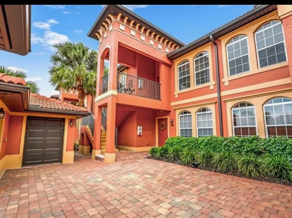 10020 Heather Ln APT 903, Naples, FL 34119
