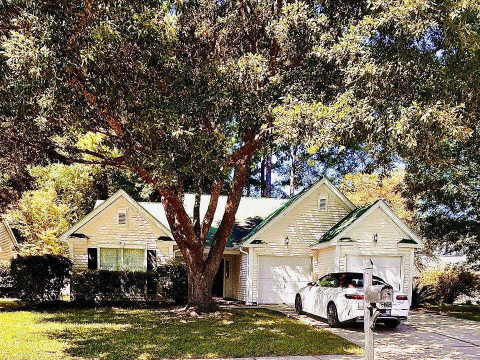 Lively home in very desirable neighborhood