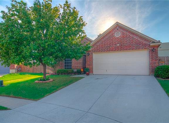 3rd image of 5228 Sioux Creek Ln