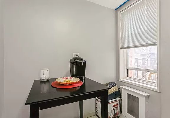 3rd image of 1475 Thieriot Ave APT 4B