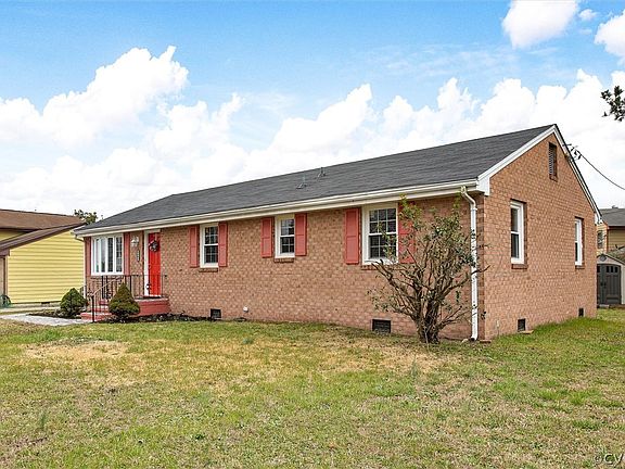 3rd image of 4605 Winterbourne Dr