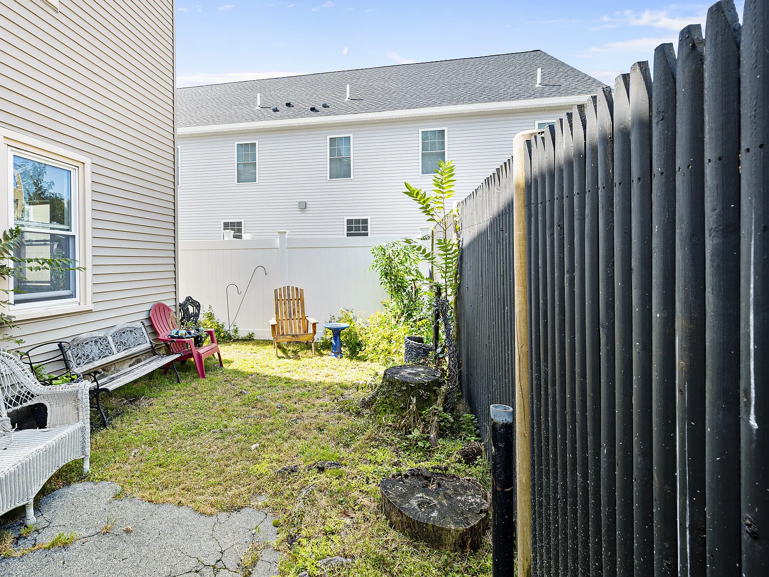 1 bed, 885 sqft, $2,270 — Photo 2