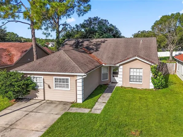 1706 Tarah Trace Dr, Brandon, FL 33510