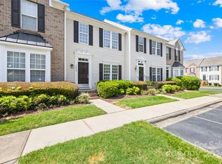 10938 Garden Oaks Ln, Charlotte, NC 28273