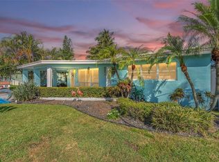 805 SE 14th Dr, Deerfield Beach, FL 33441