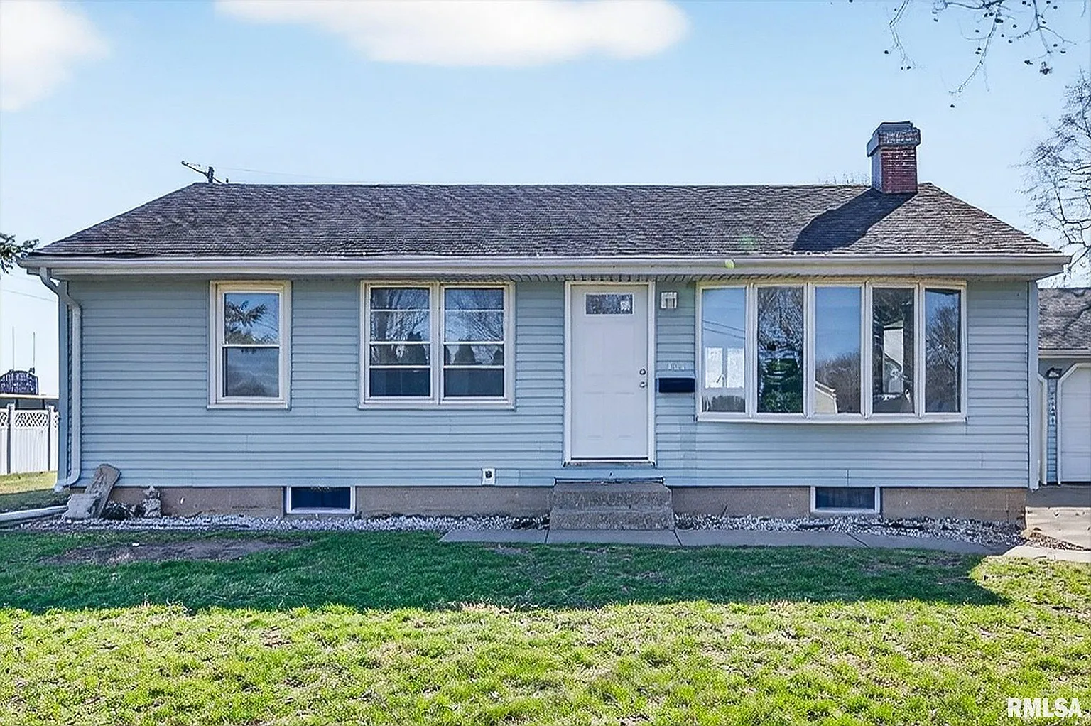 300 N Stanley Dr photo 1