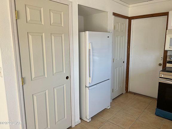 4th image of 2390 Alpine Dr