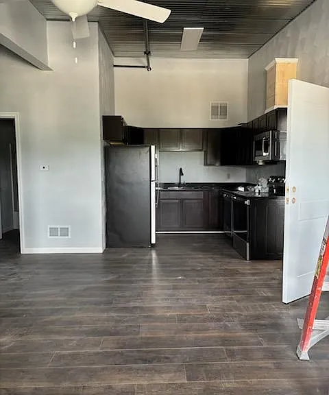 885 S Janesville St #105 — Photo 5