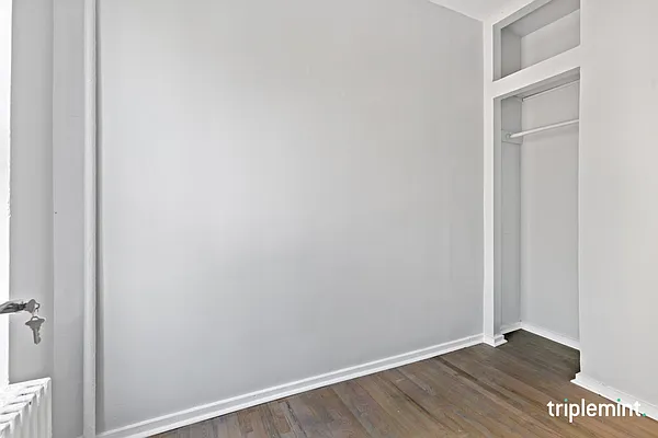 Rented by Triplemint | media 26