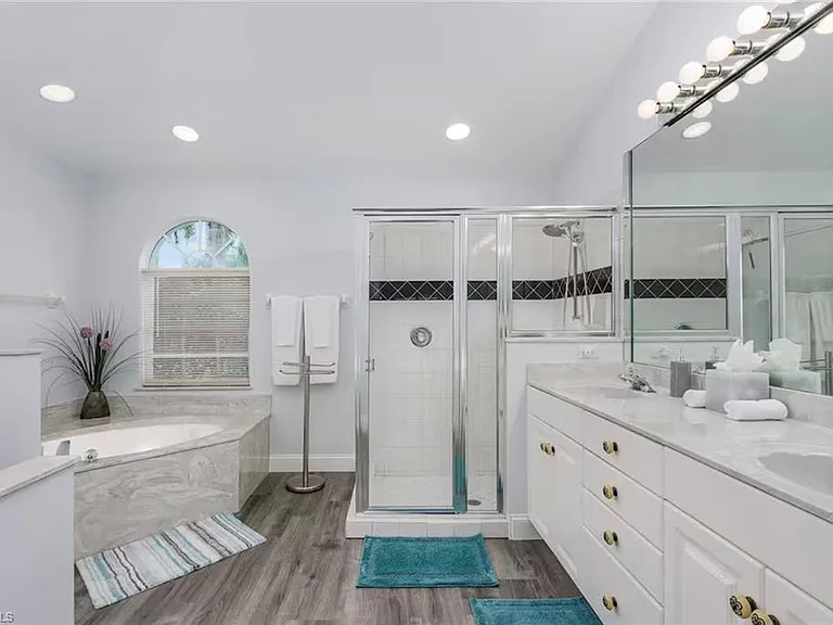 1537 Vintage Ln — Photo 5