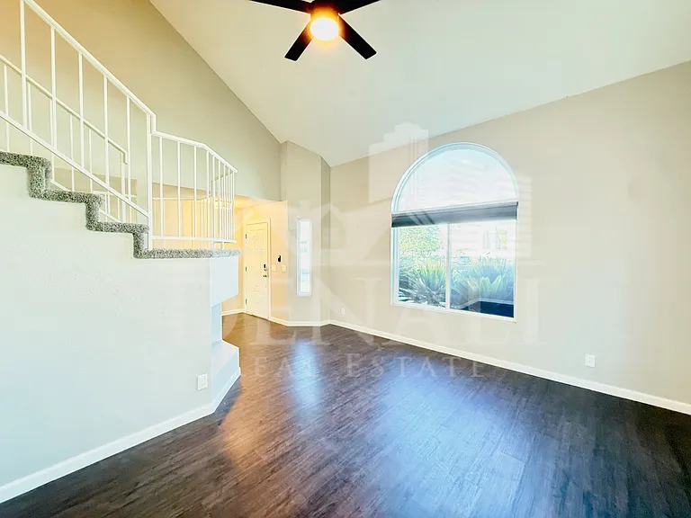 1114 S Surfside Dr — Photo 5
