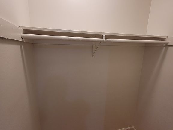 4th image of 448 S Alexandria Ave #208