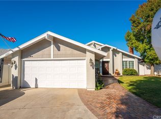 27862 Ridgegrove Dr, Santa Clarita, CA 91350