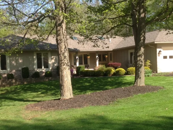 15 Old Elm Dr, Brockport, NY 14420