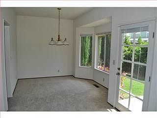 4th image of 1291 Foxwood Dr