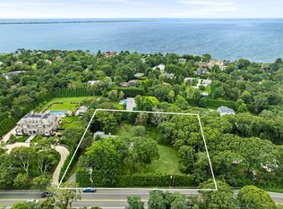 422 Montauk Hwy, Southampton, NY 11968