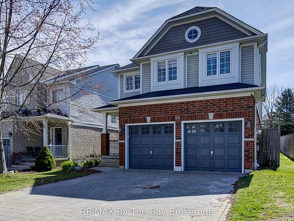 2nd image of 88 Wesley Ave